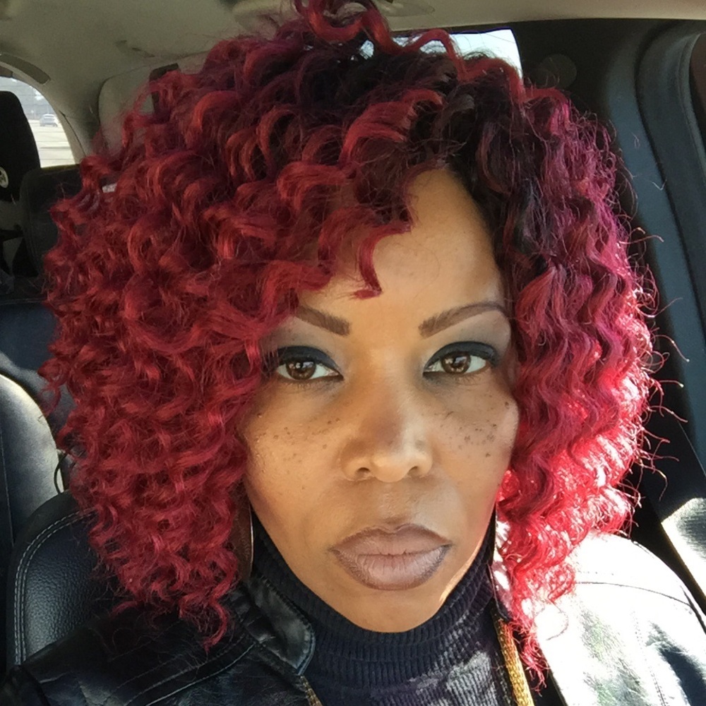 Meet your Posher, Melika